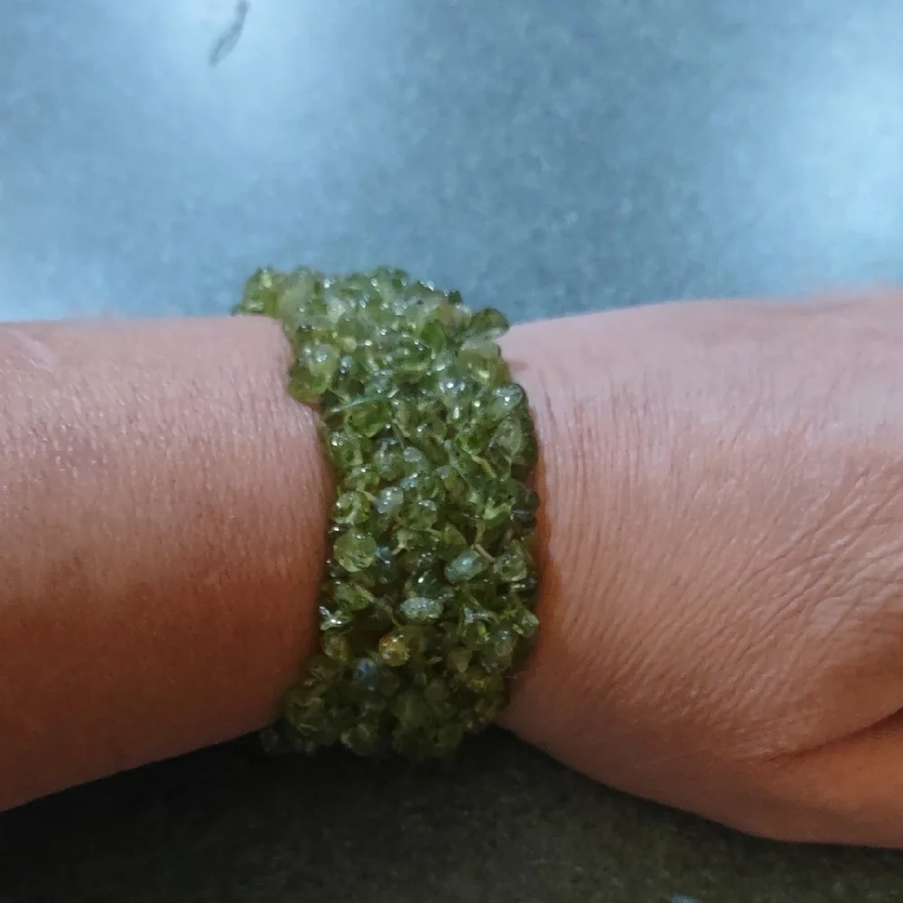 Peridot Green Gemstone Chip Bead Wide Stretch Bracelet